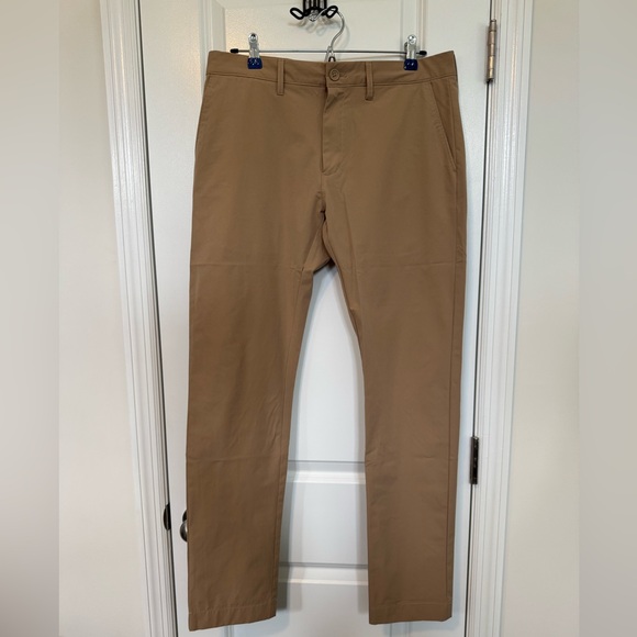 J. Crew Men's Khaki Chinos - Picture 1 of 4